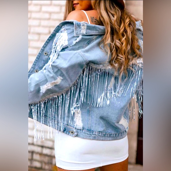 Fringe jean jacket - Picture 2 of 2